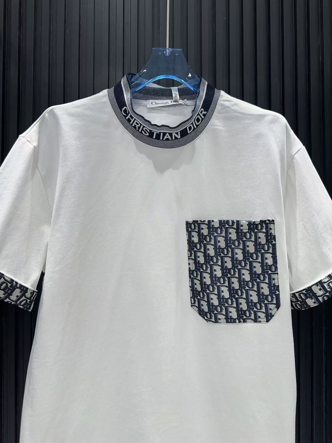 Women's Embossed Cuffs T-shirt