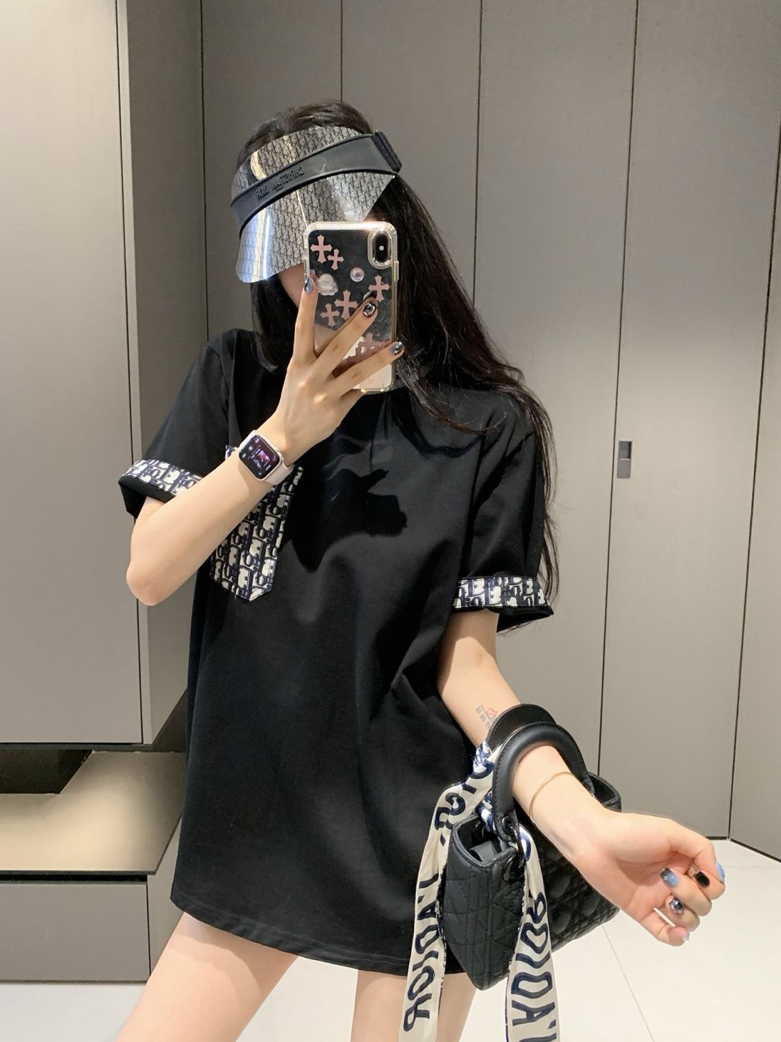 Women's Embossed Cuffs T-shirt