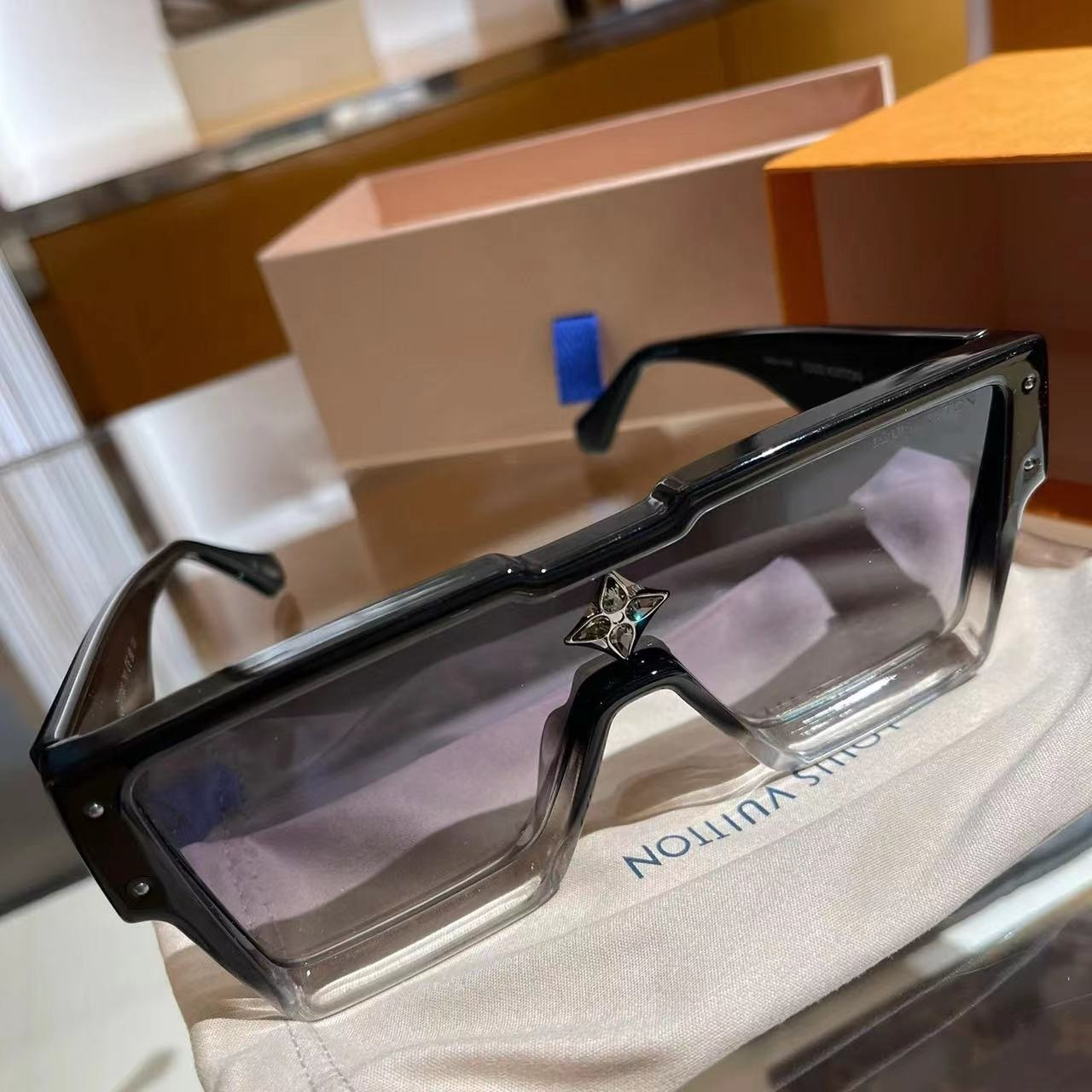 2024 new square frame unisex sunglasses
