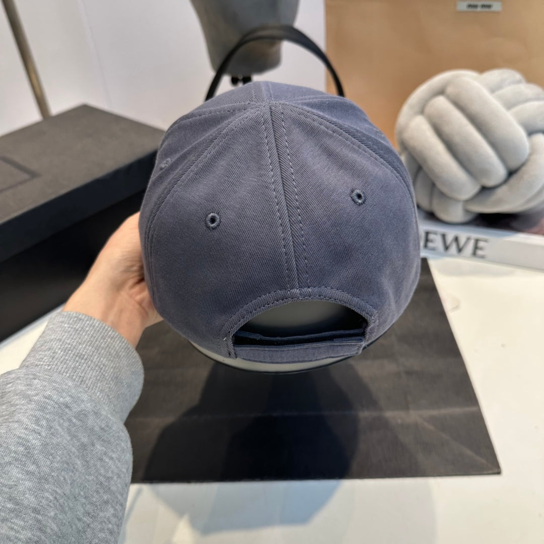 Vintage canvas baseball cap