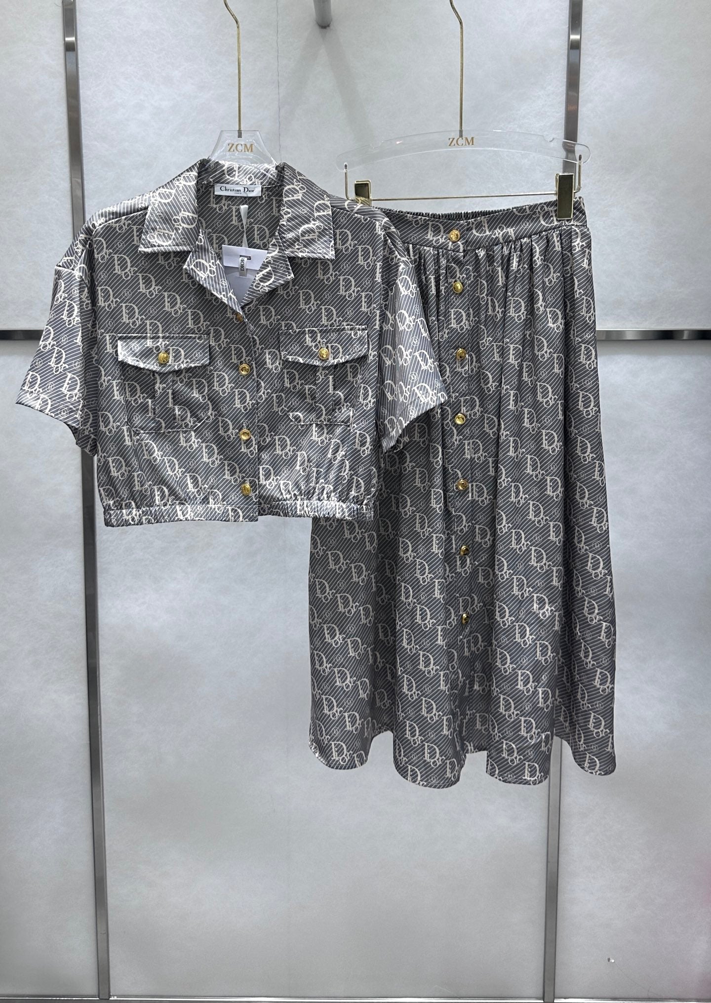 Vintage Elegant Embossed Top and Long Skirt Set