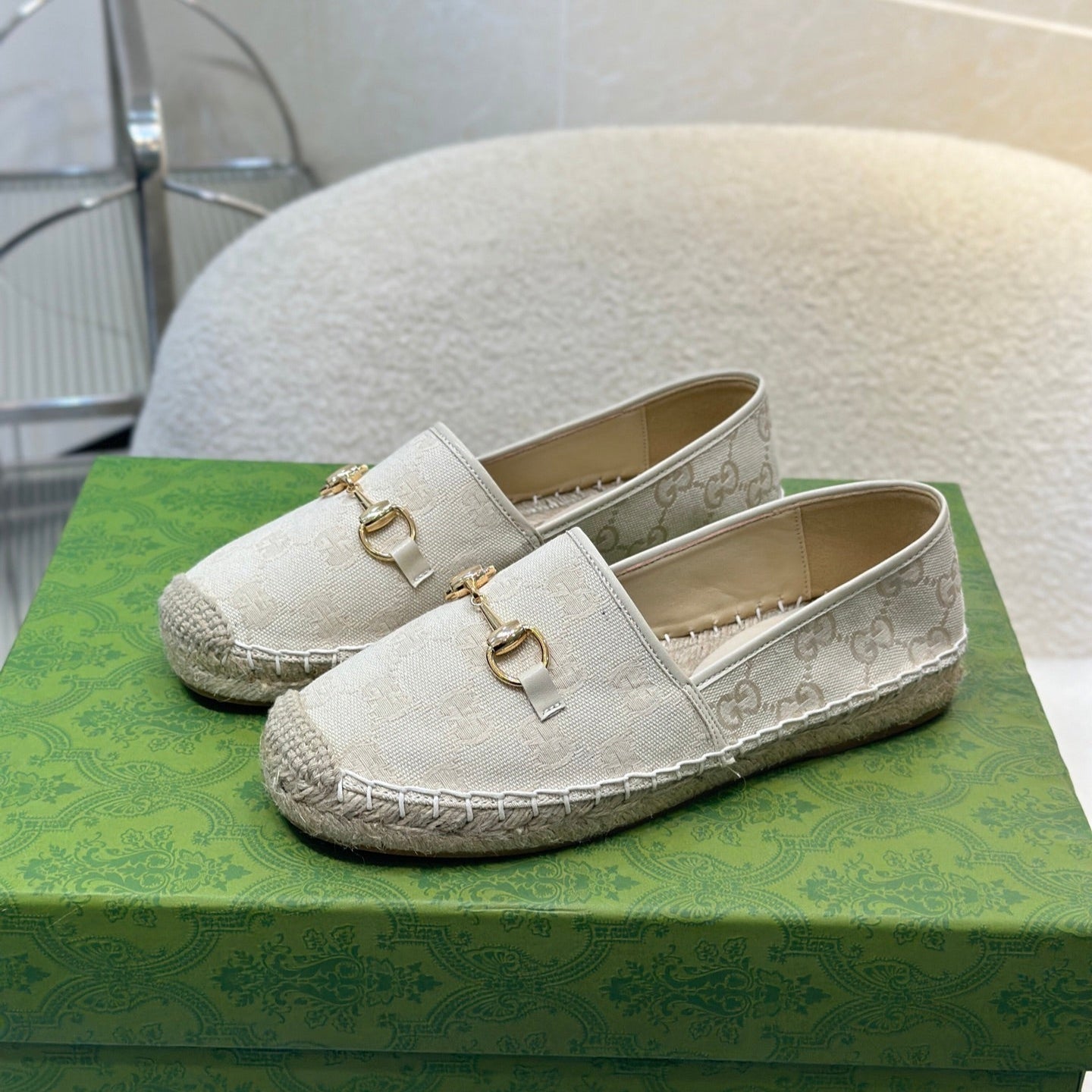 Women's espadrille with Horsebit