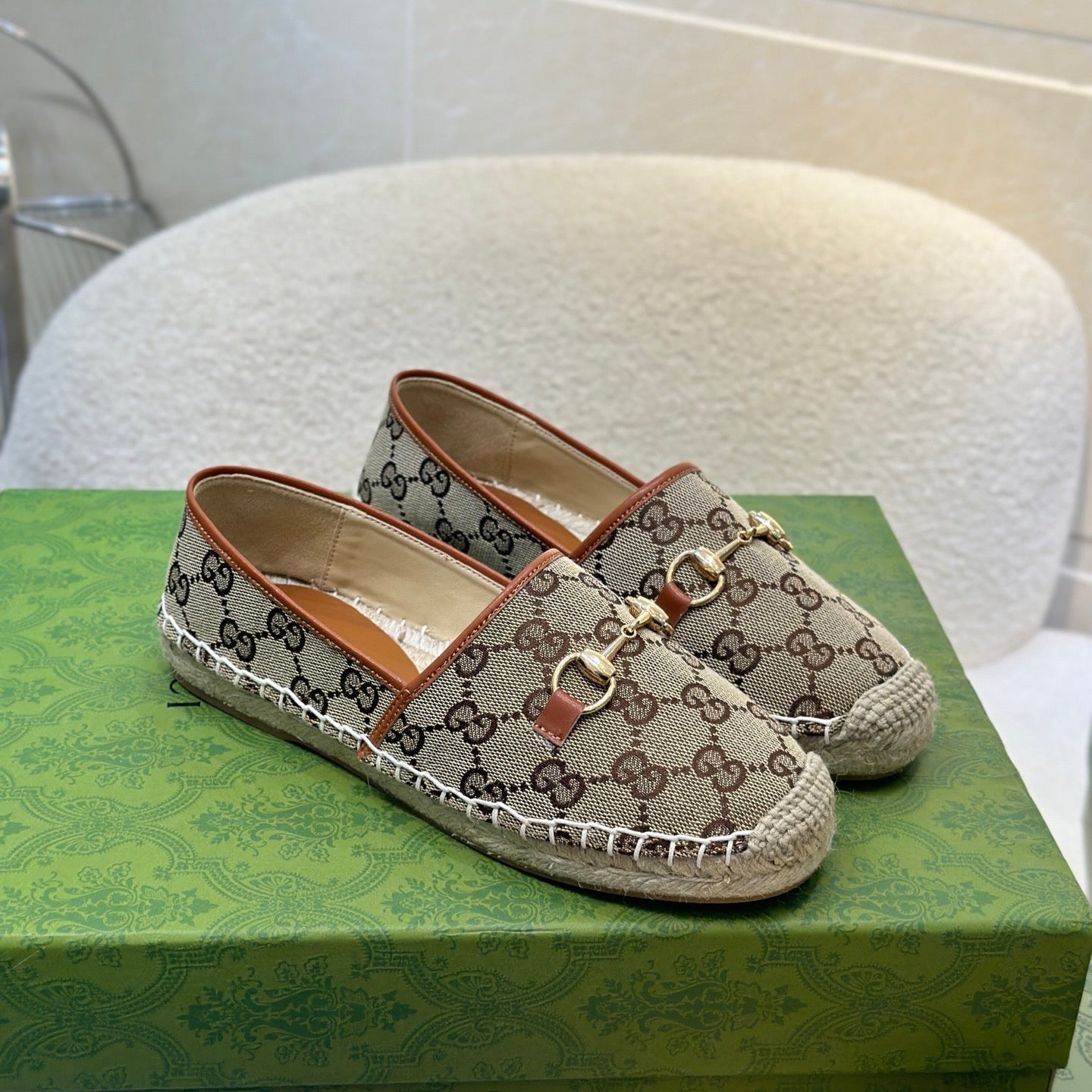 Women's espadrille with Horsebit