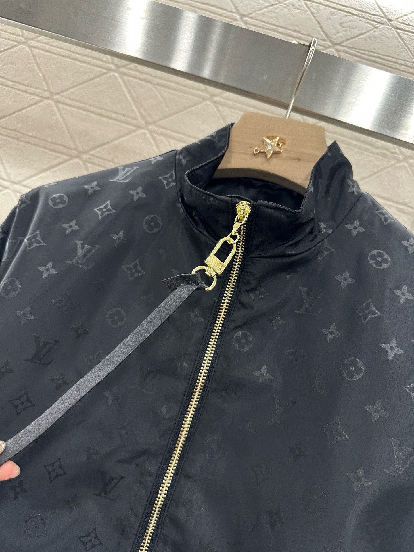 Vintage embossed Zip-Up Jacket