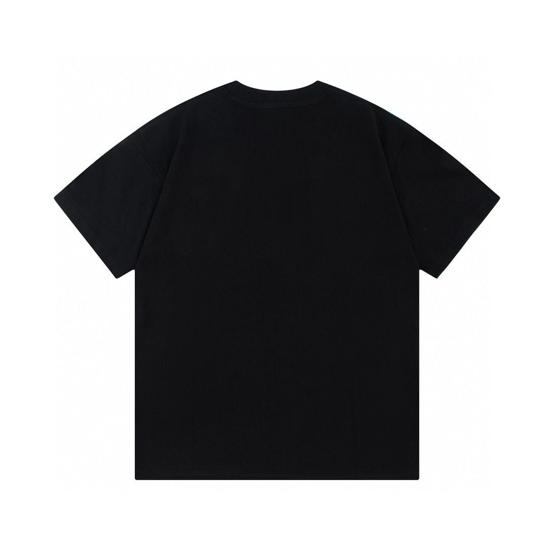 Vintage Embroidered Zipper Pocket T-shirt