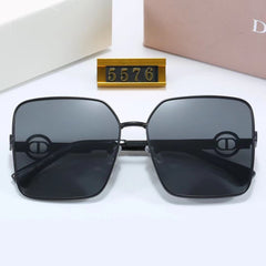 Simple metal square frame sunglasses