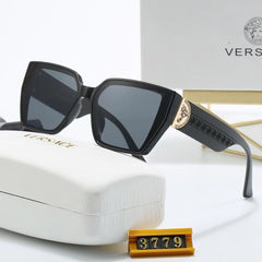 Simple Square Frame Sunglasses
