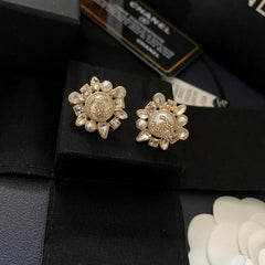 Vintage Elegant Pearl Rhinestone Earrings