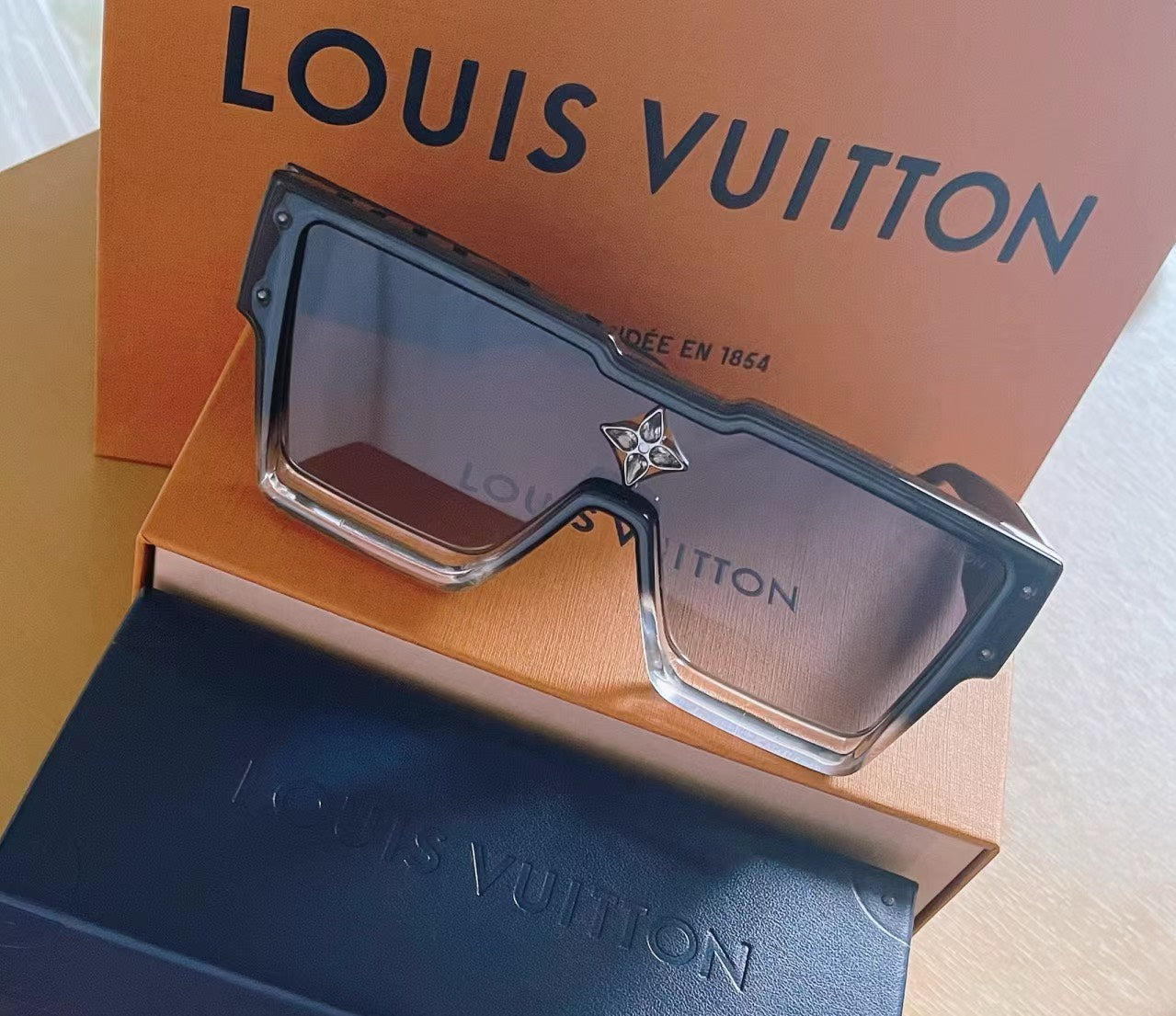 2024 new square frame unisex sunglasses