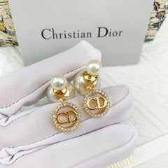 Simple Pearl Earrings