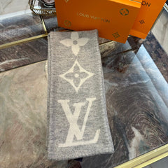100% Cashmere Scarf