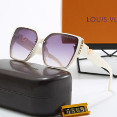 New V square frame sunglasses