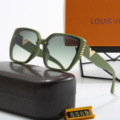 New V square frame sunglasses