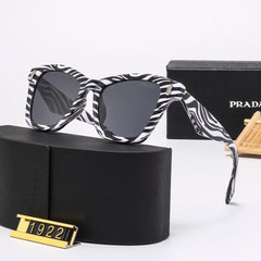 Stylish retro cat eye sunglasses