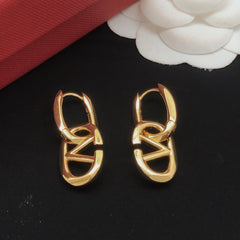 Simple letter earrings