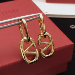 Simple letter earrings