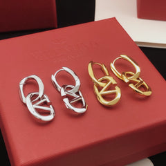 Simple letter earrings