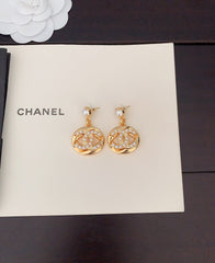 Pearl Pendant Earrings