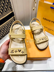 Women's casual sandals