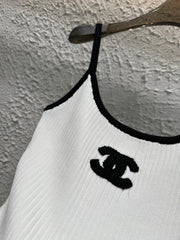 Threaded embroidery suspenders