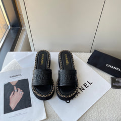 Chain knitted thick-soled slippers