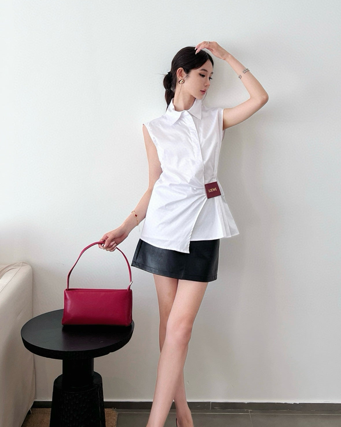 Women's sleeveless shirts